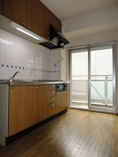 グランシャリオ国立 リビング