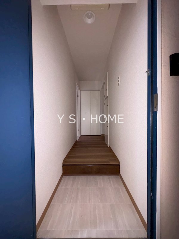 コア・イースト 玄関