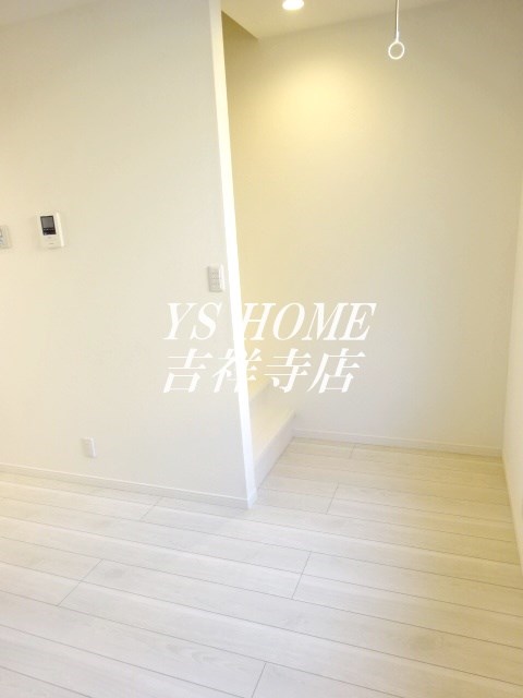 ソルナクレイシア久我山 リビング