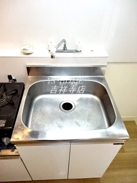 ブライト・ルシヨン その他8