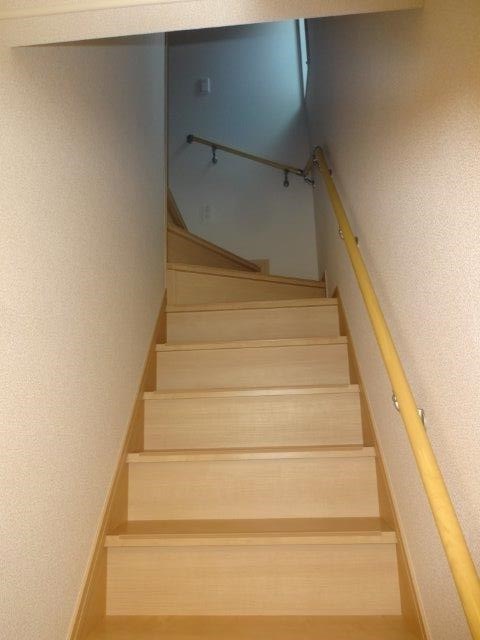 グレージュ下連雀  玄関