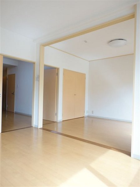 ロイヤルハウスＫ－ＴＷＯ ベッドルーム