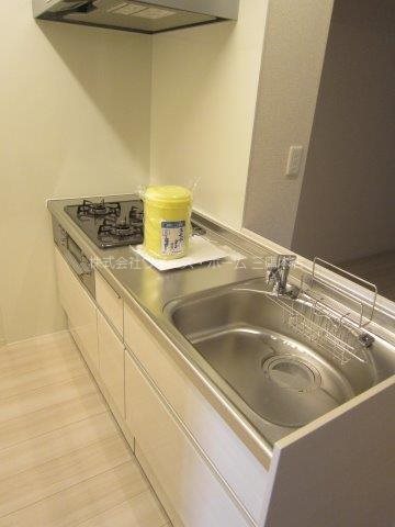 ウォールナッツガーデン キッチン