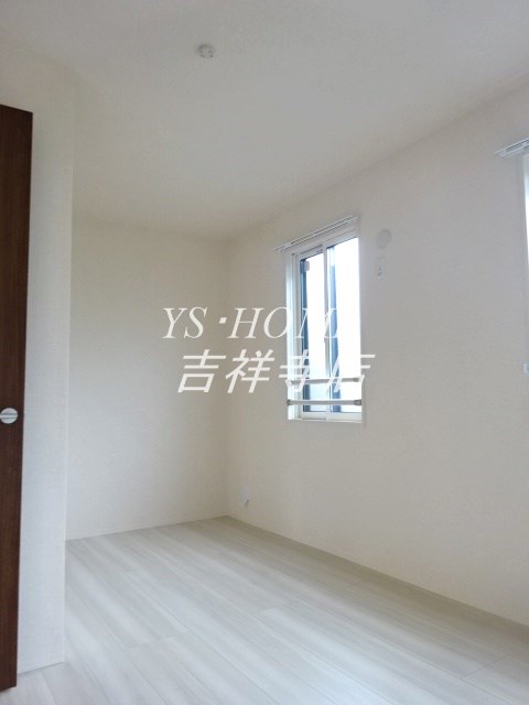 ラ・ルーチェ ベッドルーム