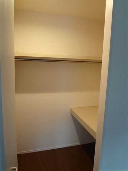 ティルタ　サリ その他4