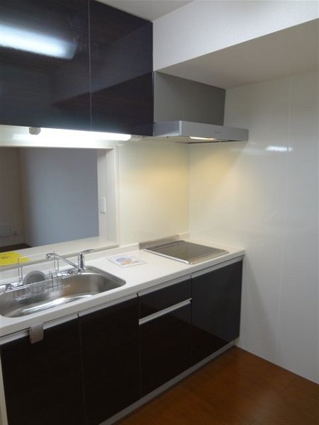 ティルタ　サリ キッチン