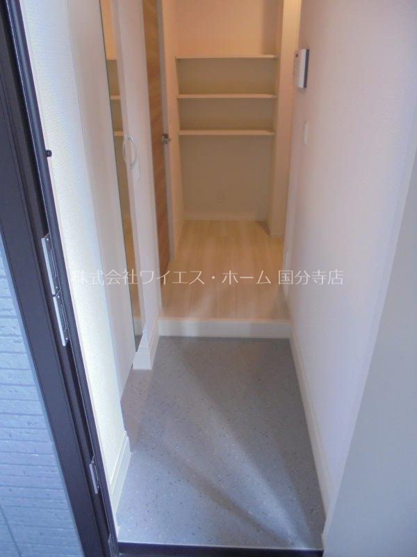 セント国立 玄関