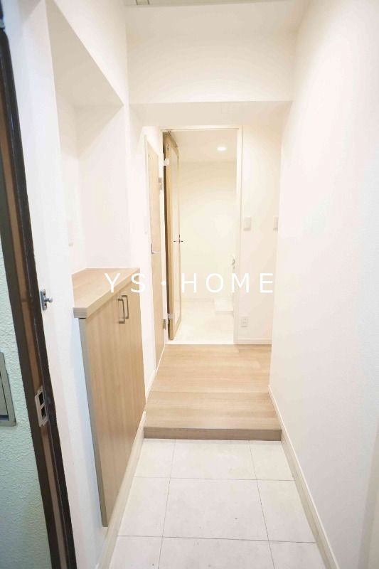 エクセル三鷹 玄関