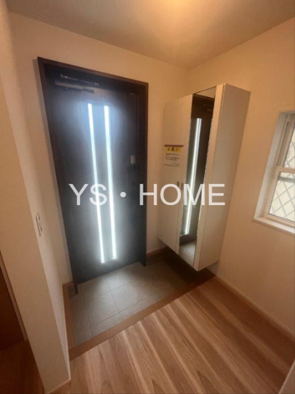 緑町1丁目貸家 玄関