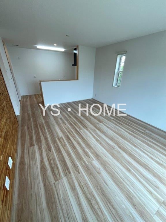 緑町1丁目貸家 リビング