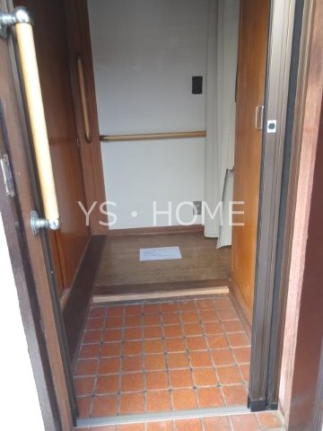 上連雀9-3戸建 玄関