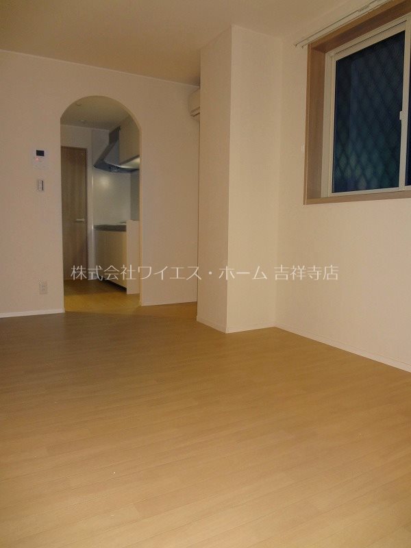 グローリッチ リビング