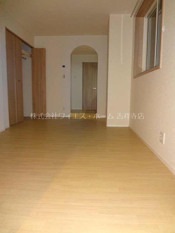 グローリッチ ベッドルーム