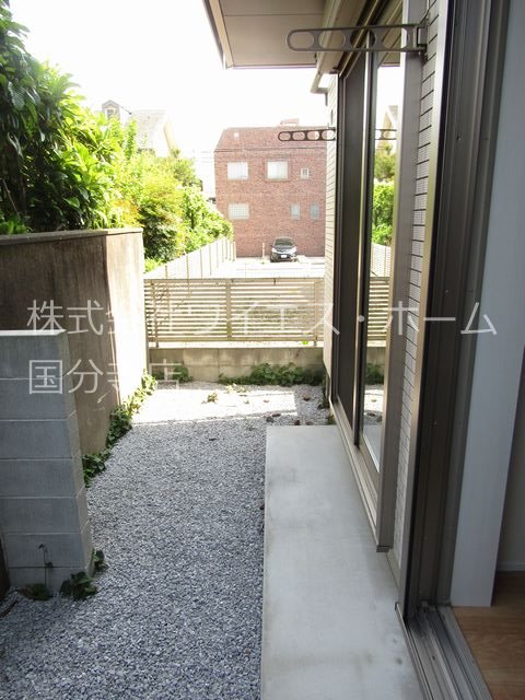 エルメゾン国立  ベランダ