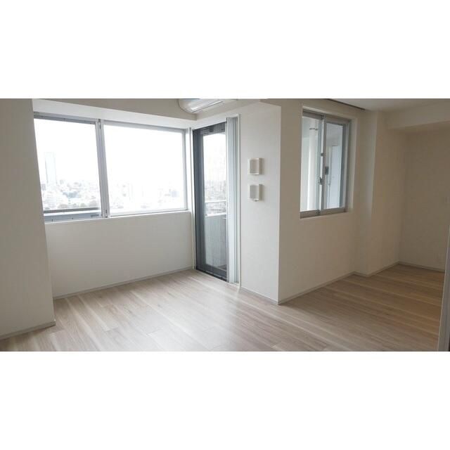 コンフォリア新中野  リビング