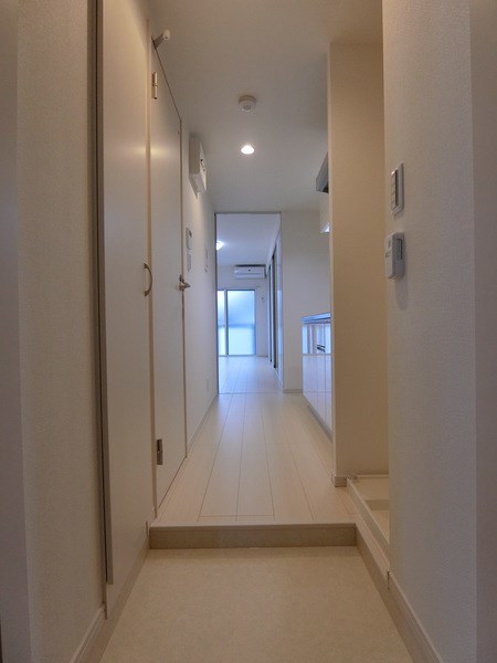 リブリ・ルミエイトⅡ 玄関