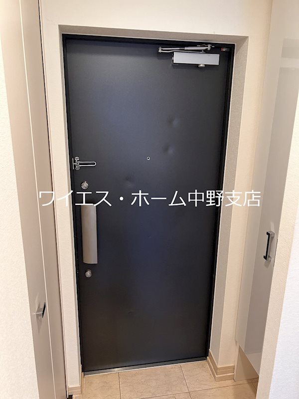 レガロ中野坂上  玄関