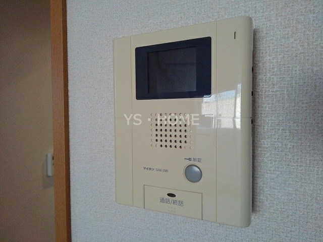 ジェン・ルー その他4