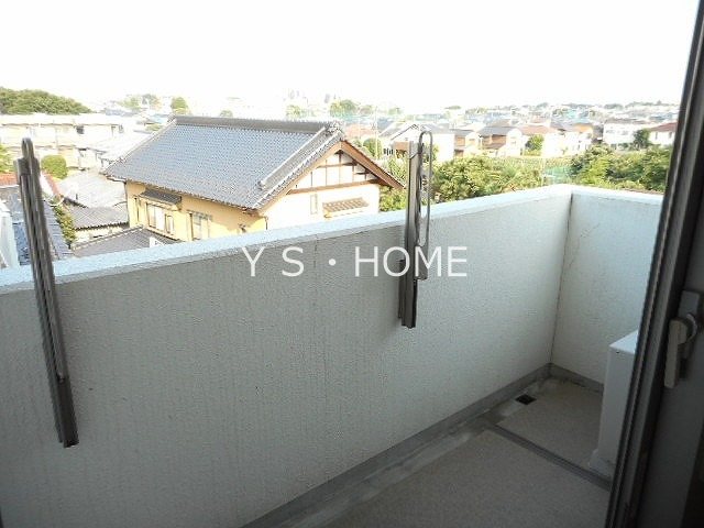 ジェン・ルー ベランダ