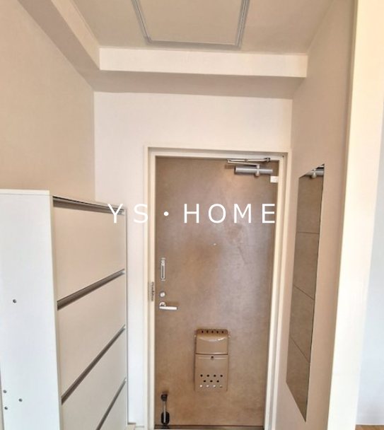 アーバンハイツ八幡 玄関