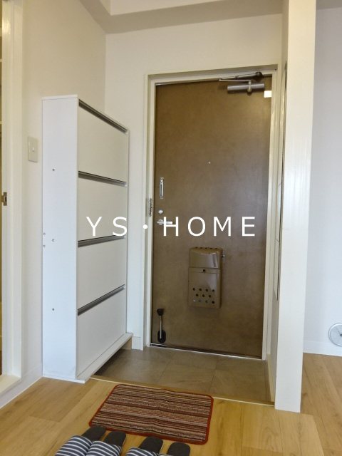 アーバンハイツ八幡 玄関