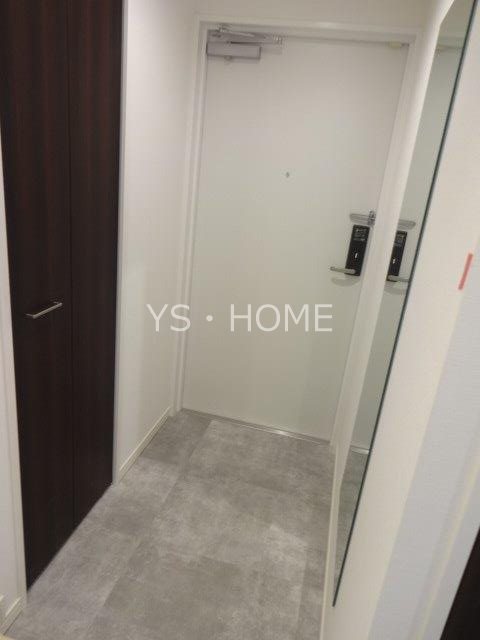 グランシャルール武蔵境 玄関