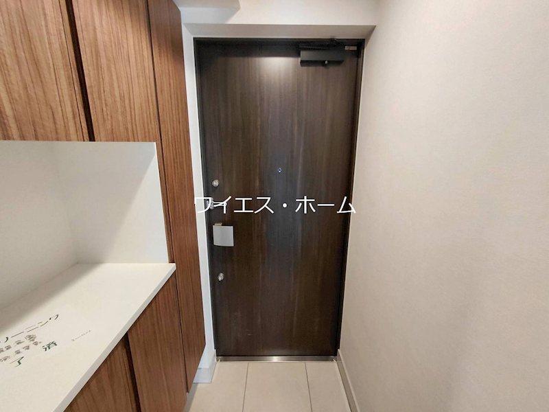 オープンレジデンシア中野中央  玄関