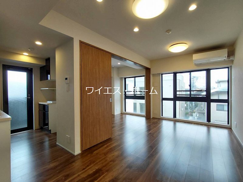 オープンレジデンシア中野中央  リビング