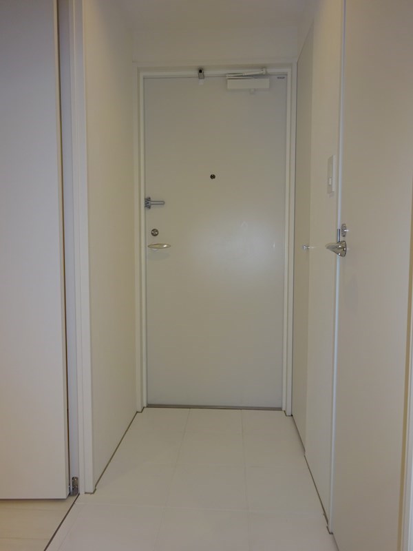 アレーロ高円寺 玄関