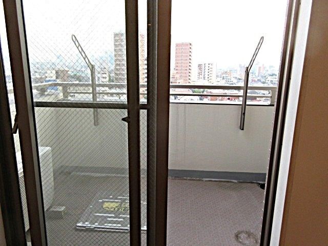 日神デュオステージ新宿中落合  ベランダ