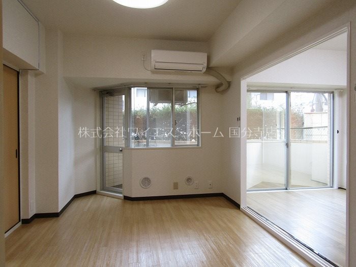 国分寺司ハイツ〔定借〕 リビング