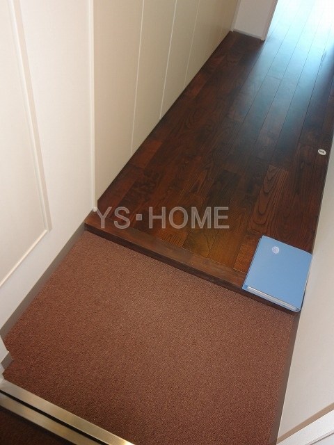 イーストヒルズ小金井 玄関