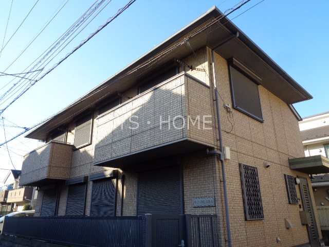 リラ・クレスト    外観