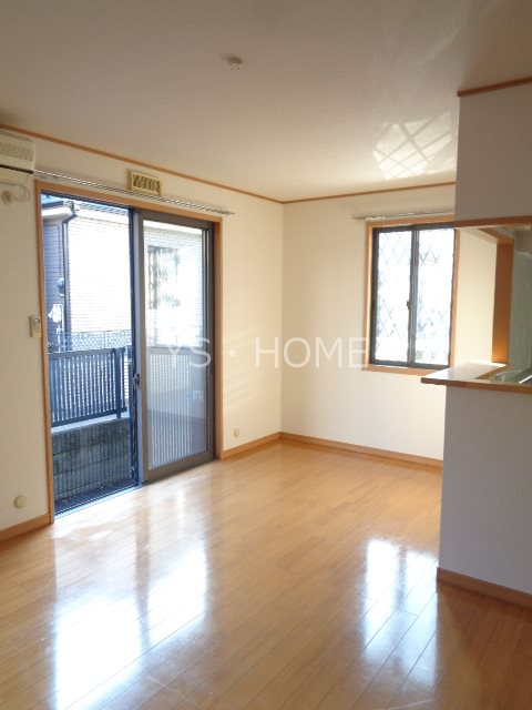 リラ・クレスト    リビング