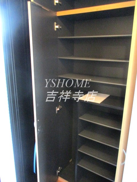 エーデルハイム　AB 玄関