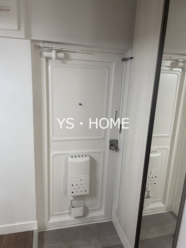 富士ニューハイツ 玄関