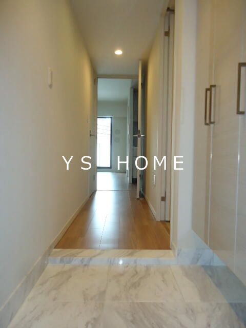 リビオ武蔵野中町  玄関