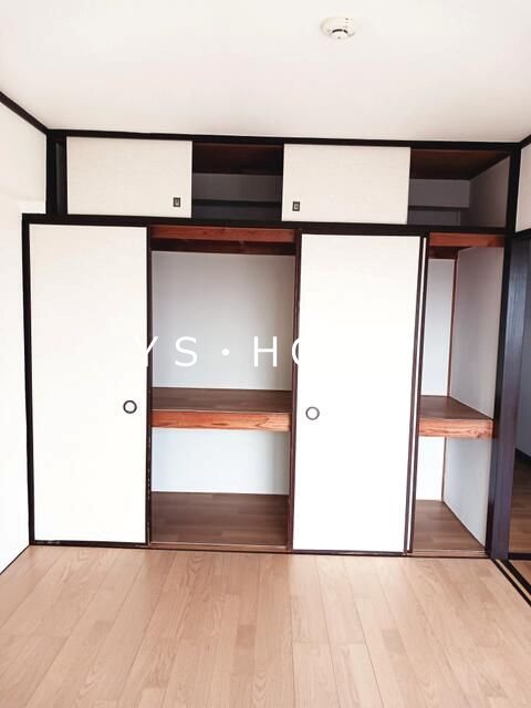 井口ビル ベッドルーム