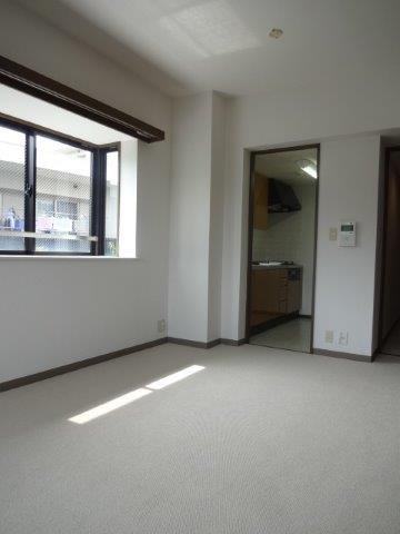 フィオーレ武蔵野　　 リビング