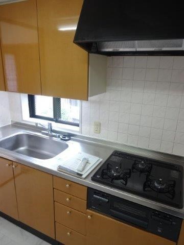 フィオーレ武蔵野　　 キッチン