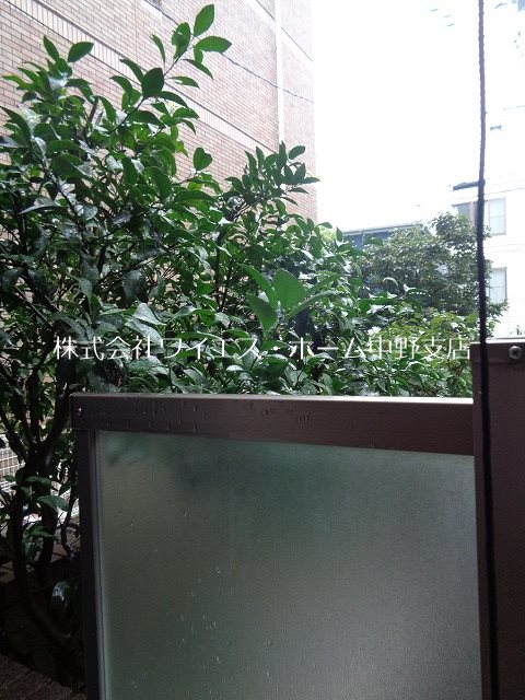 パーシモン中野富士見町 ベランダ