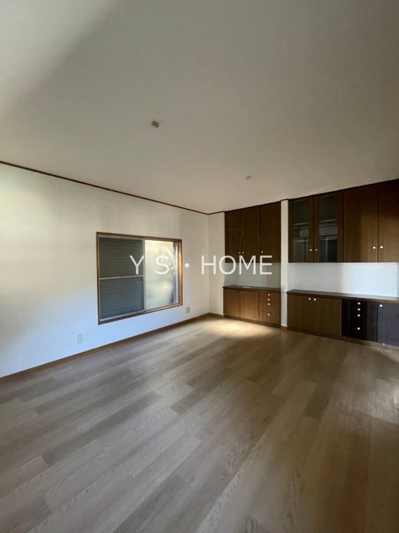 東元町３丁目貸家 リビング