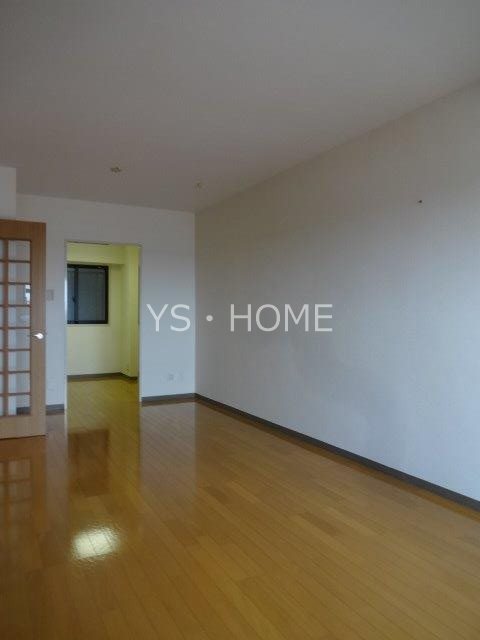 コーポレート連雀　1号棟  リビング