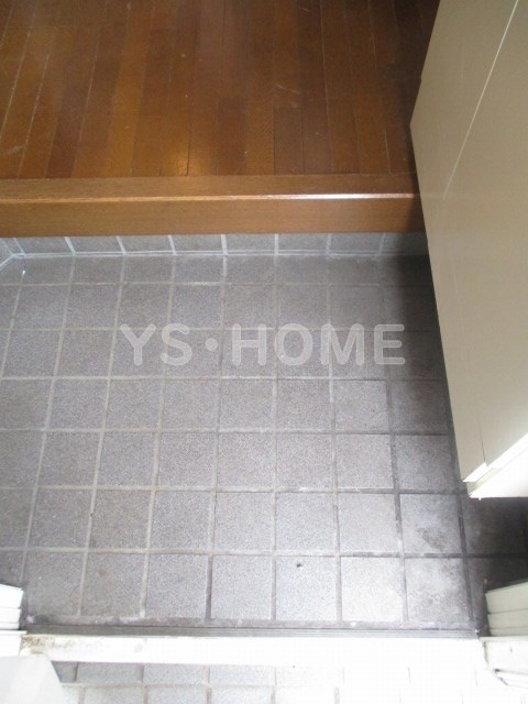 重原メゾネット   玄関