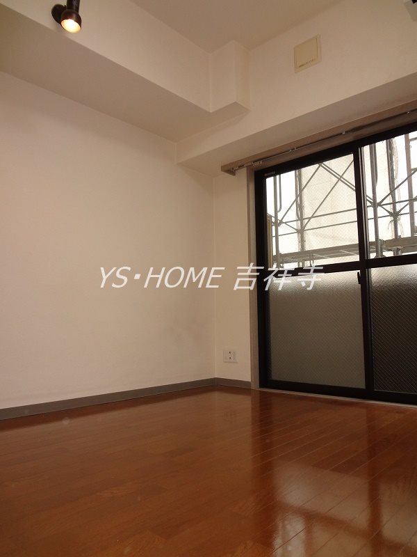 フェニックス吉祥寺弐番館 リビング