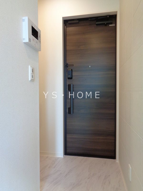 アセットコート新川 玄関