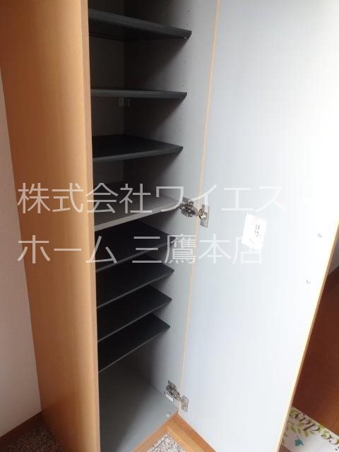 ジャルダンＭ・Ｋ  玄関