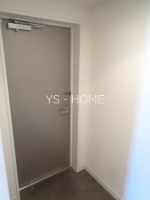 フィオレンテ小金井　 玄関