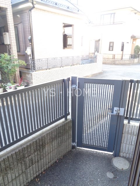 リラ・クレスト     その他19