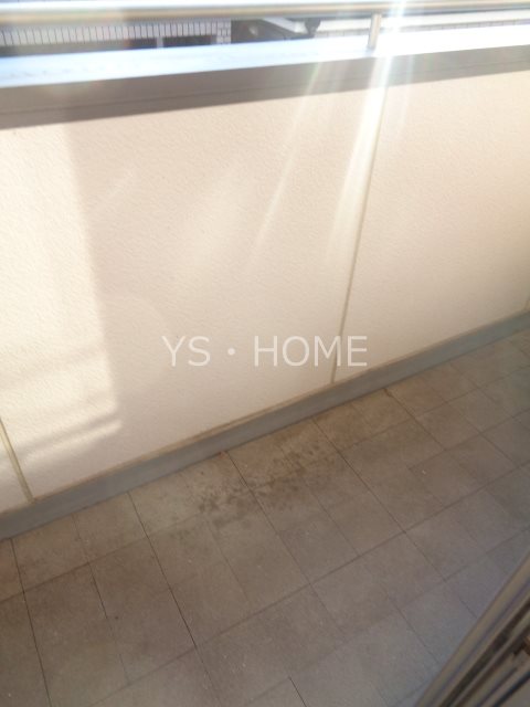 リラ・クレスト     ベランダ